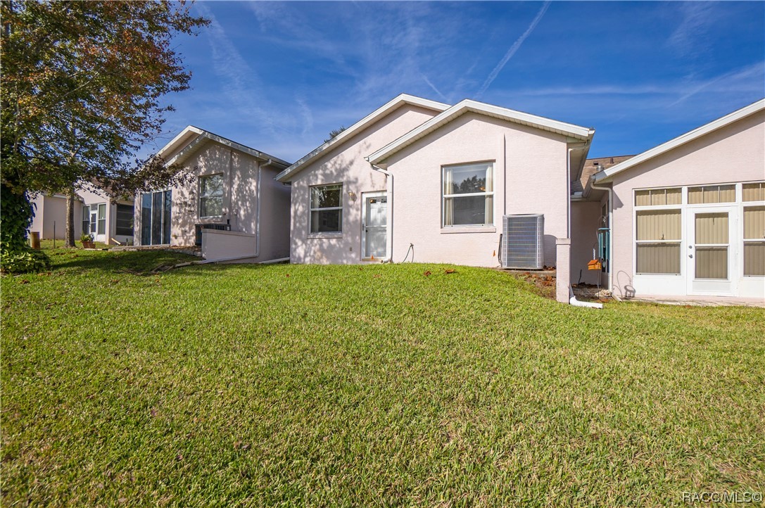 6838 E Queensbury Lane