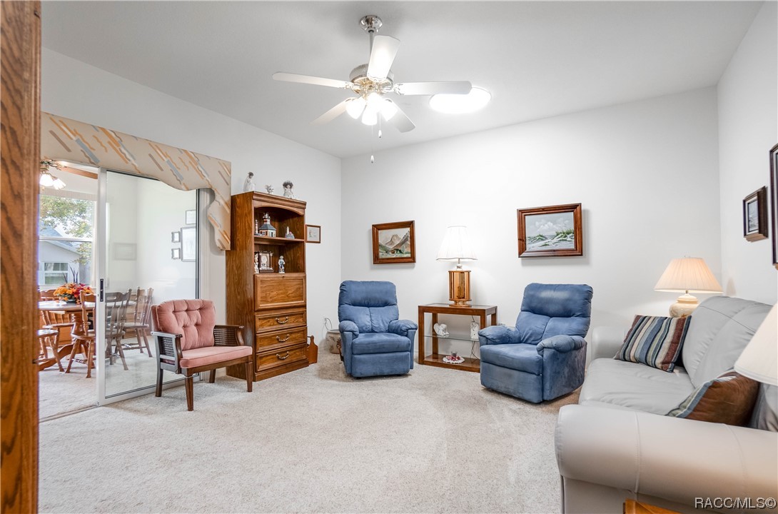 6838 E Queensbury Lane