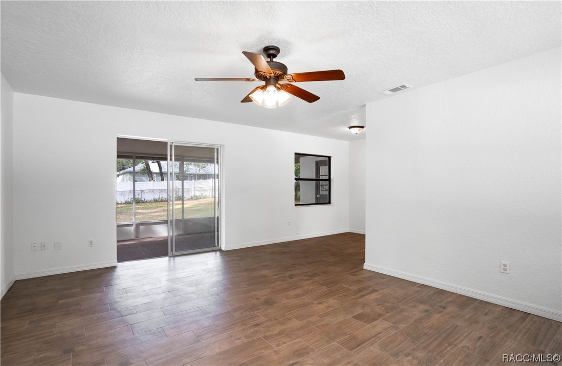 3474 S Apopka Avenue