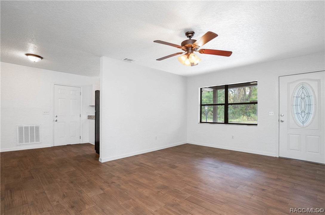 3474 S Apopka Avenue