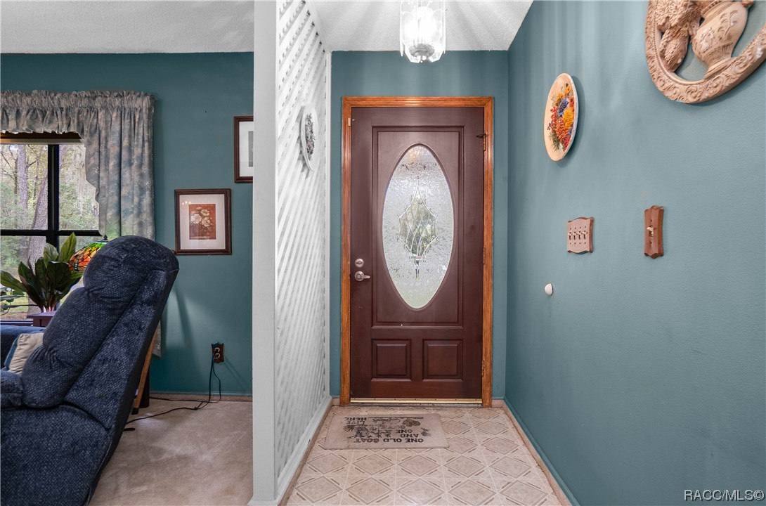 3841 S Diamond Avenue