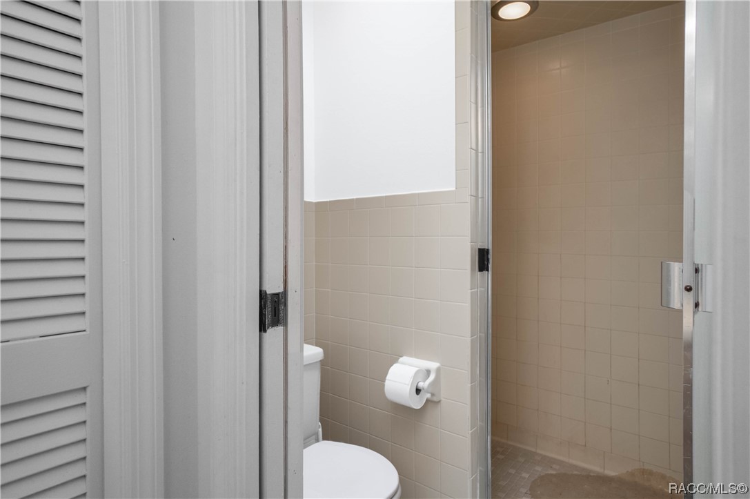 3841 S Diamond Avenue