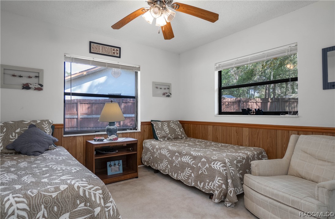 3841 S Diamond Avenue