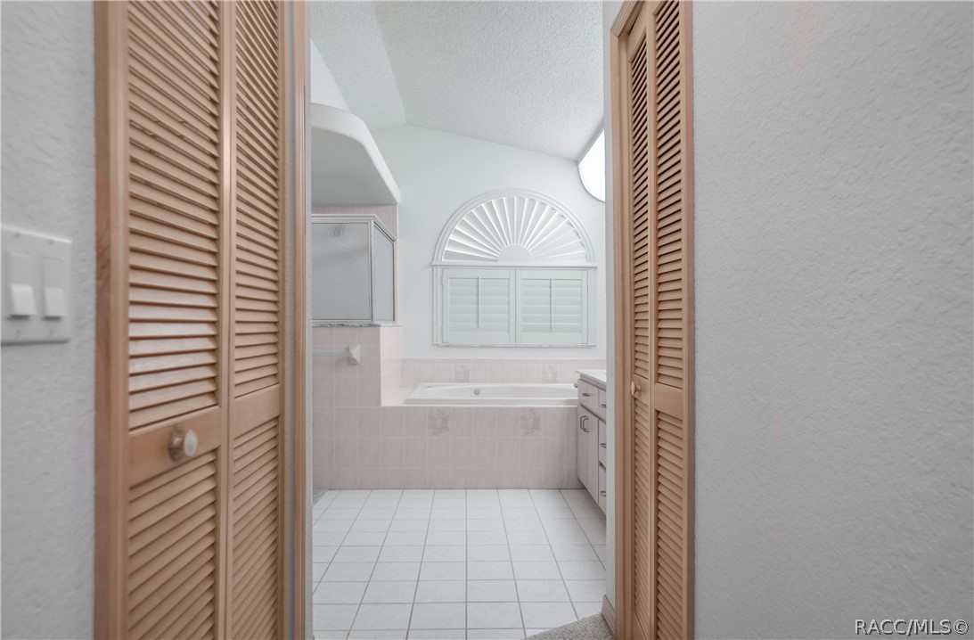 9024 E Sweetwater Drive