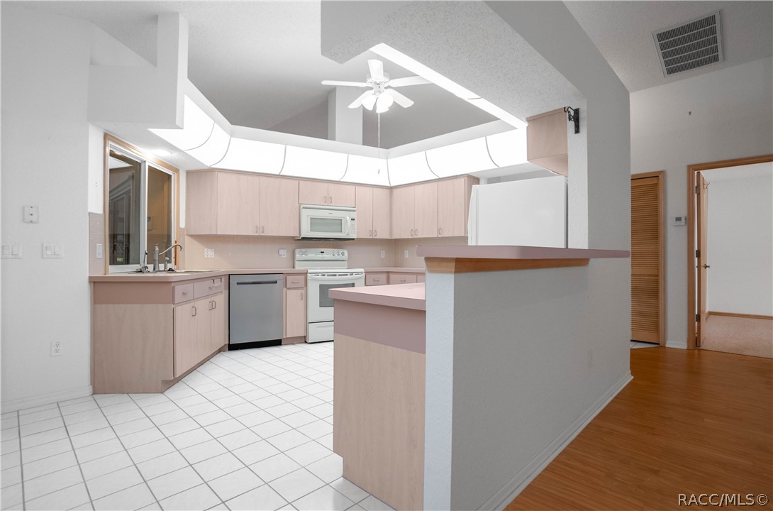 9024 E Sweetwater Drive