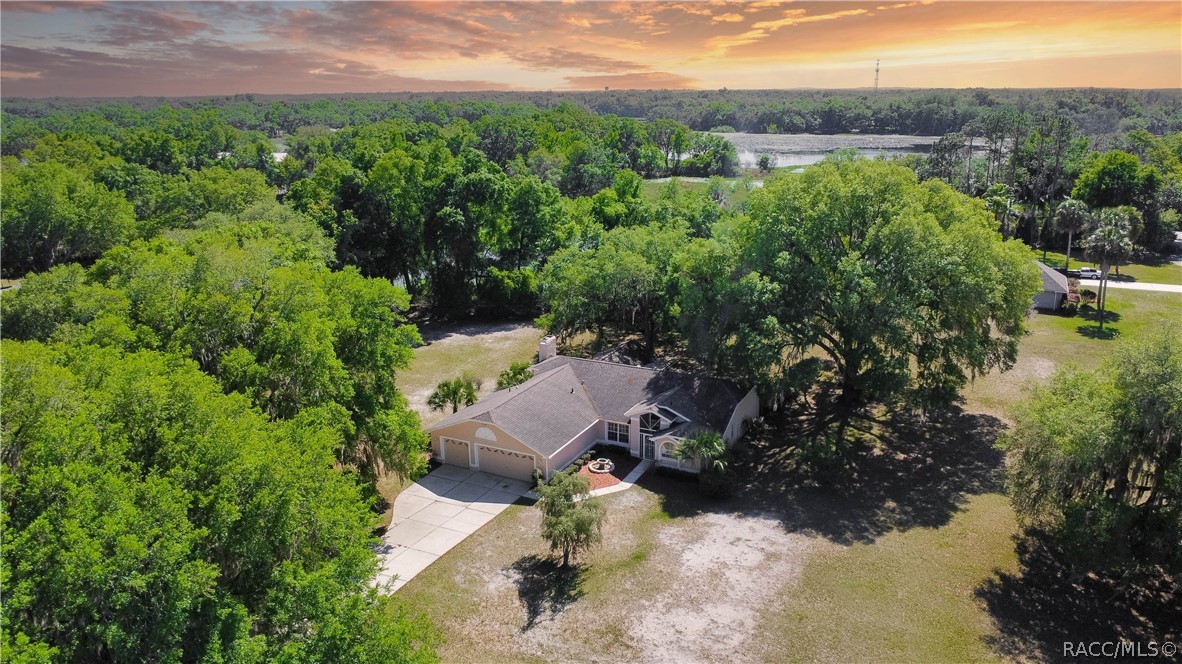 9024 E Sweetwater Drive