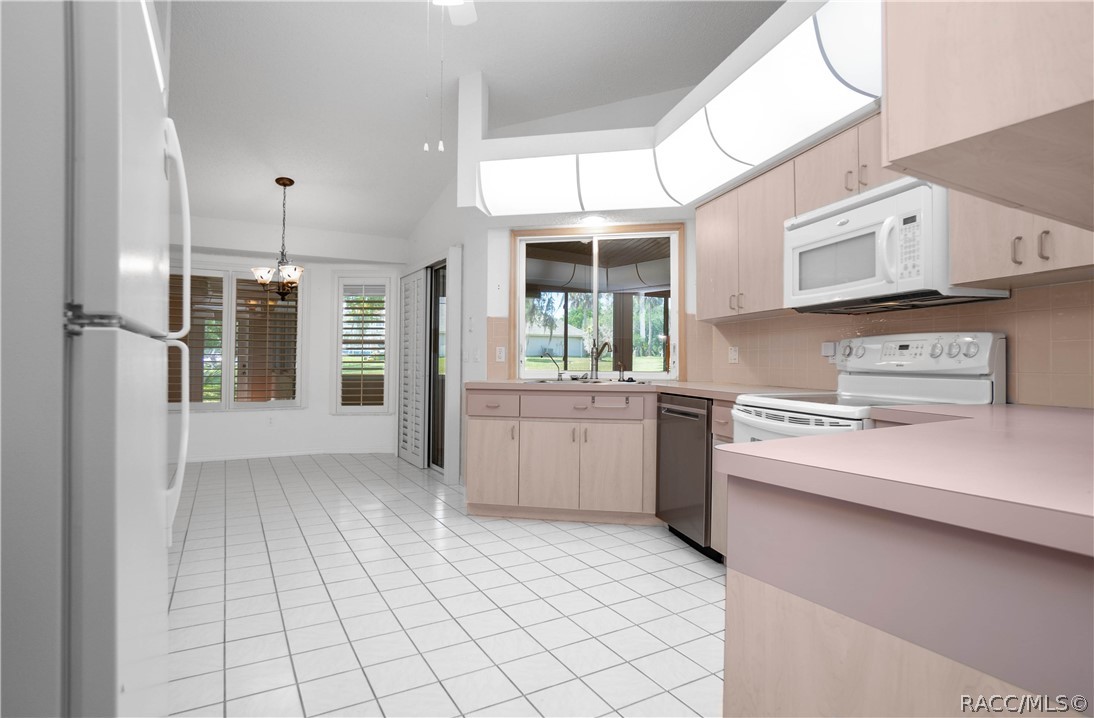 9024 E Sweetwater Drive