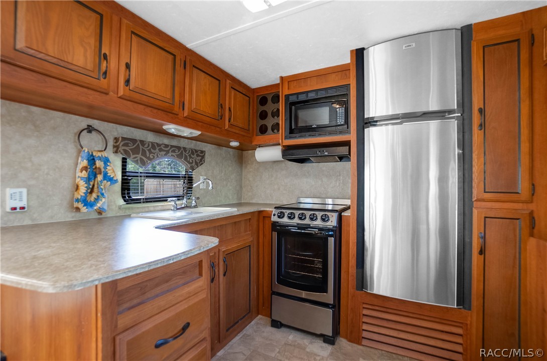 5868 N Brown Quail Point