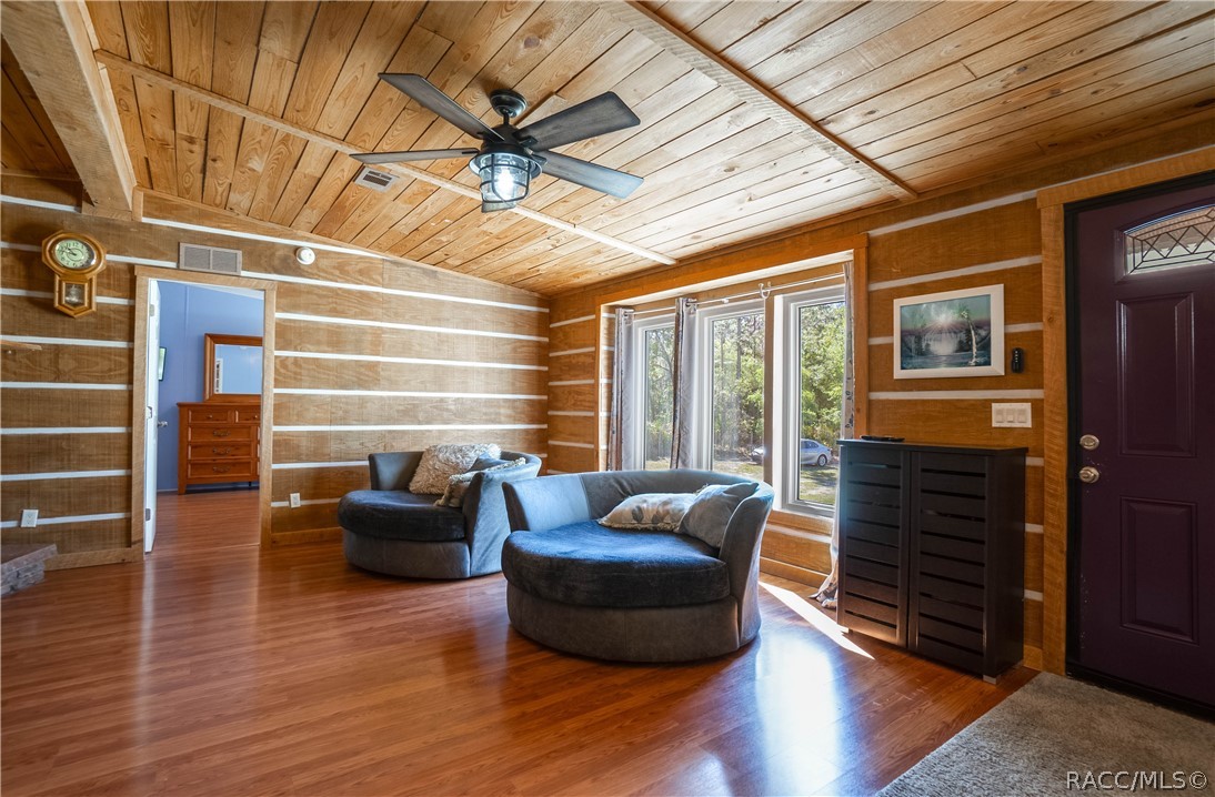 5868 N Brown Quail Point