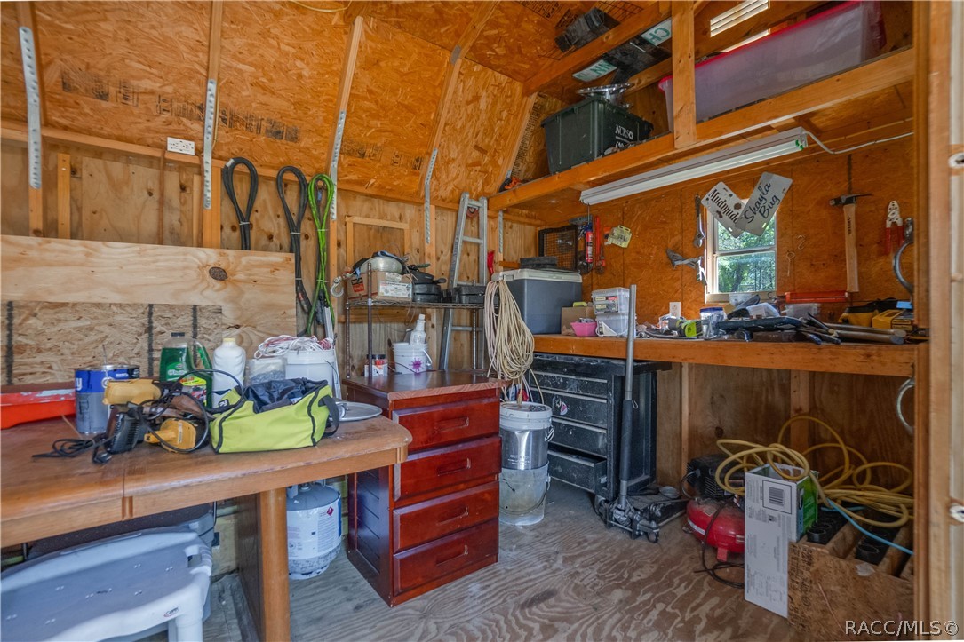 5868 N Brown Quail Point