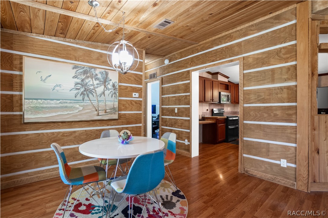 5868 N Brown Quail Point