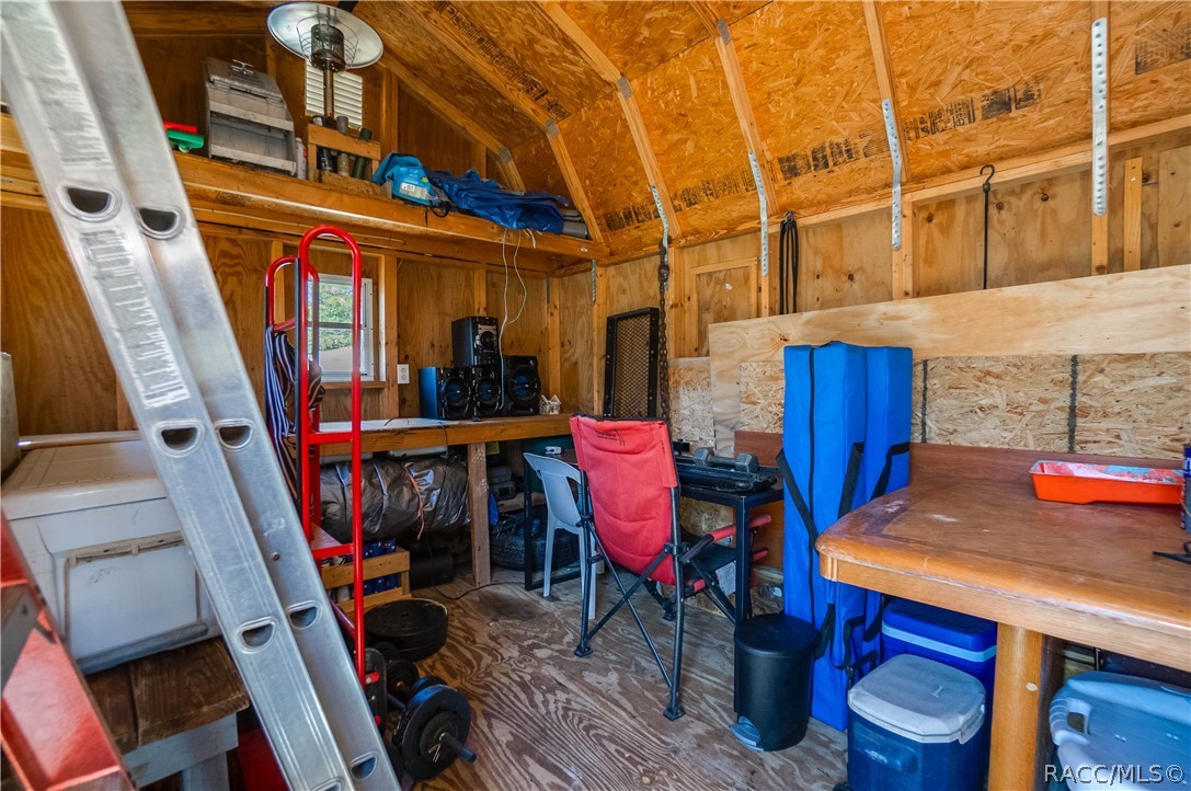 5868 N Brown Quail Point