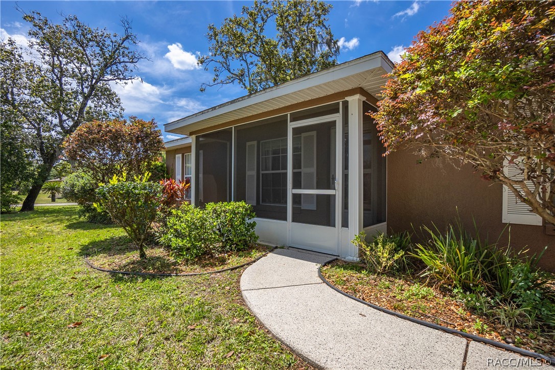 9503 E Fernwood Place