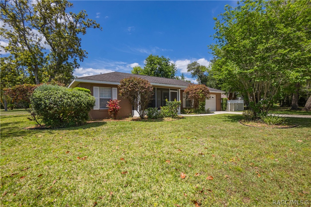 9503 E Fernwood Place