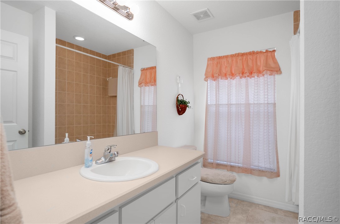 9503 E Fernwood Place