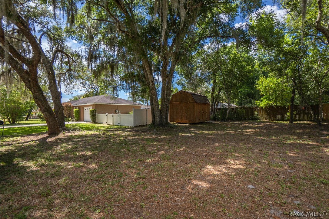 9503 E Fernwood Place