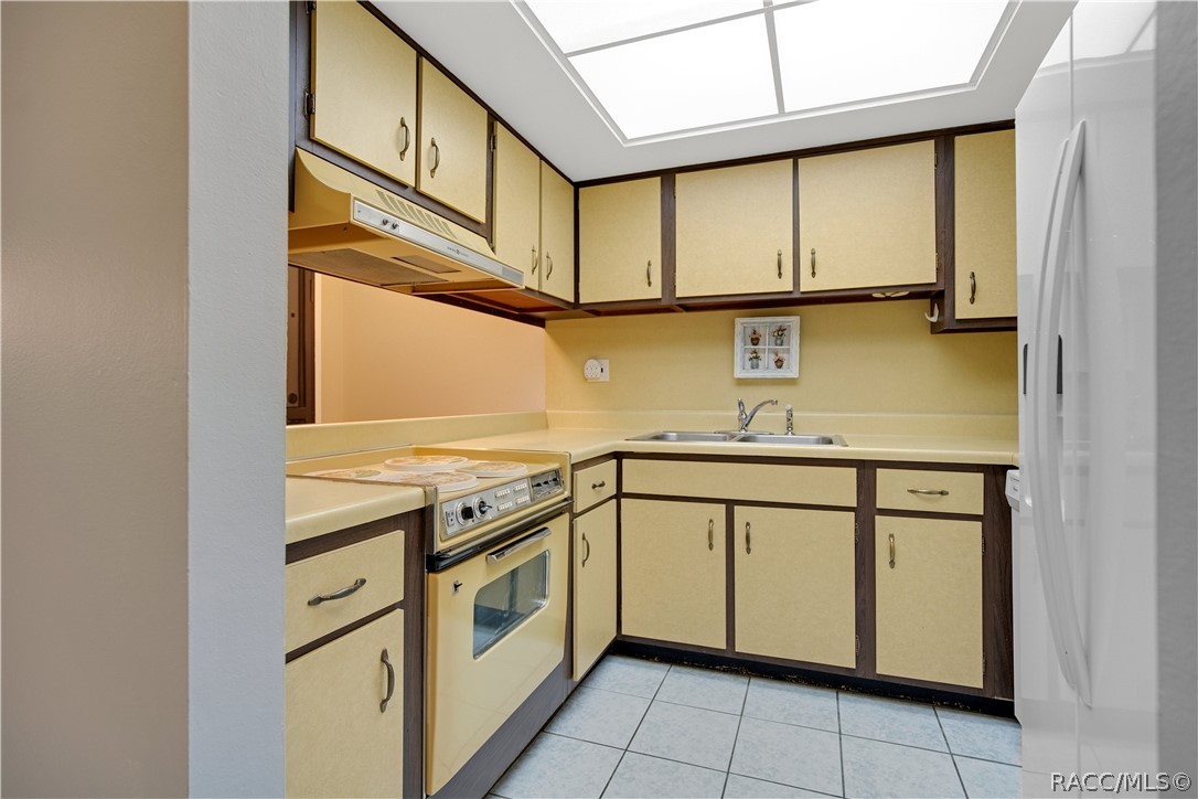 2400 Forest Drive 205