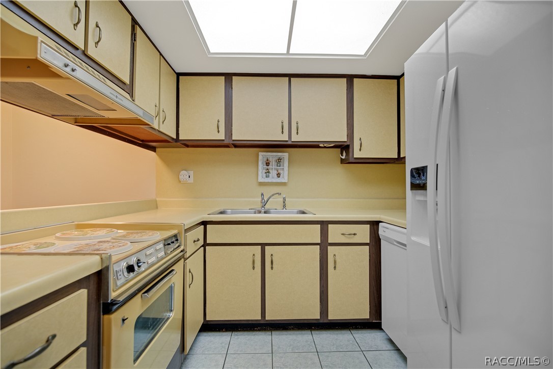 2400 Forest Drive 205