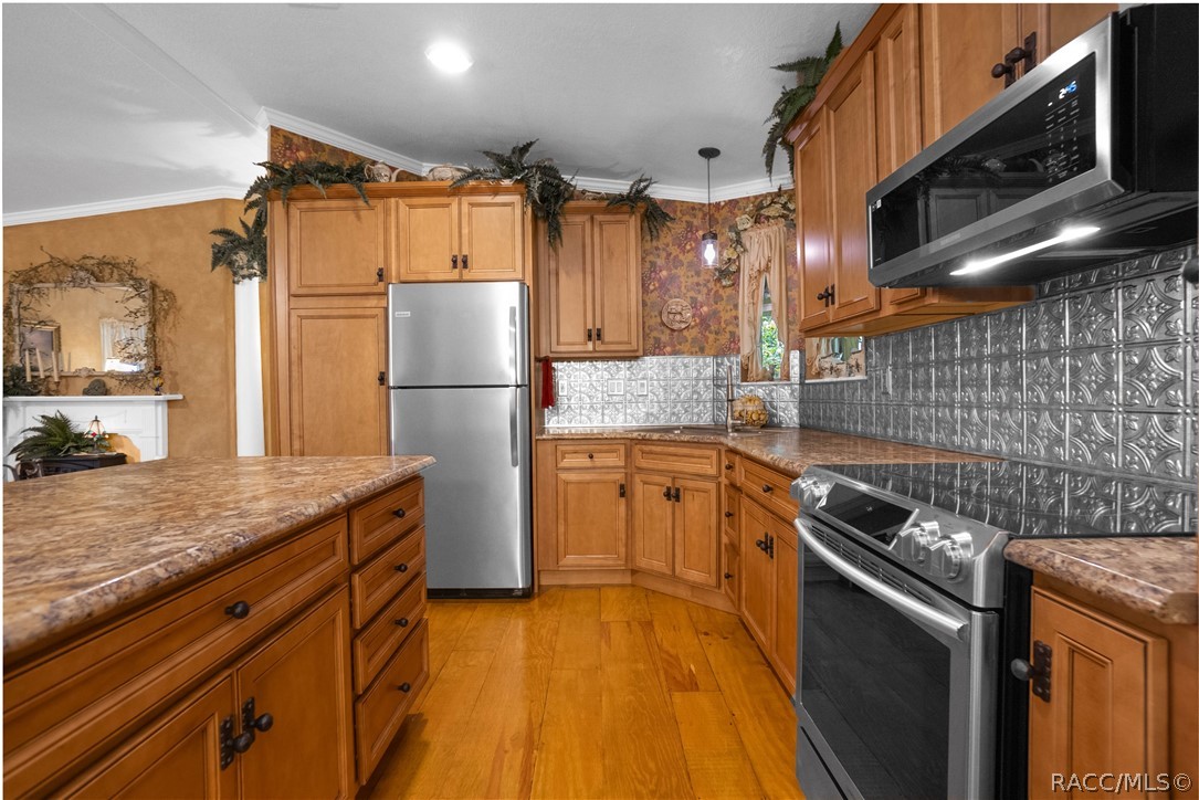 7700 N Palm Oak Drive