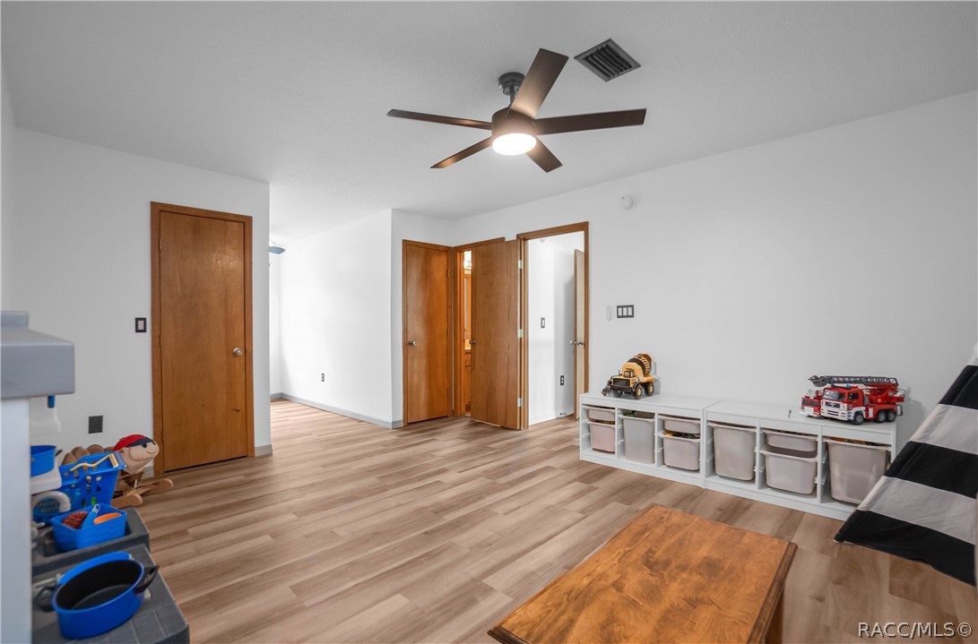 8853 E Henderson Trail