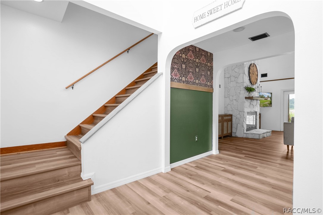 8853 E Henderson Trail