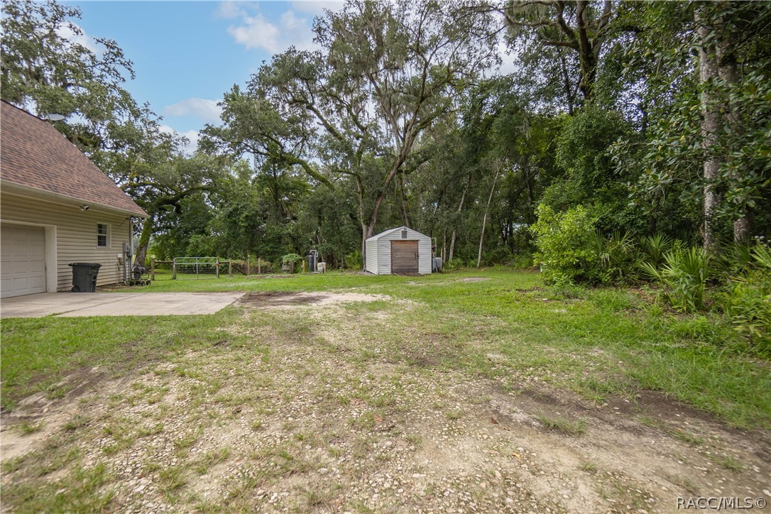 8853 E Henderson Trail