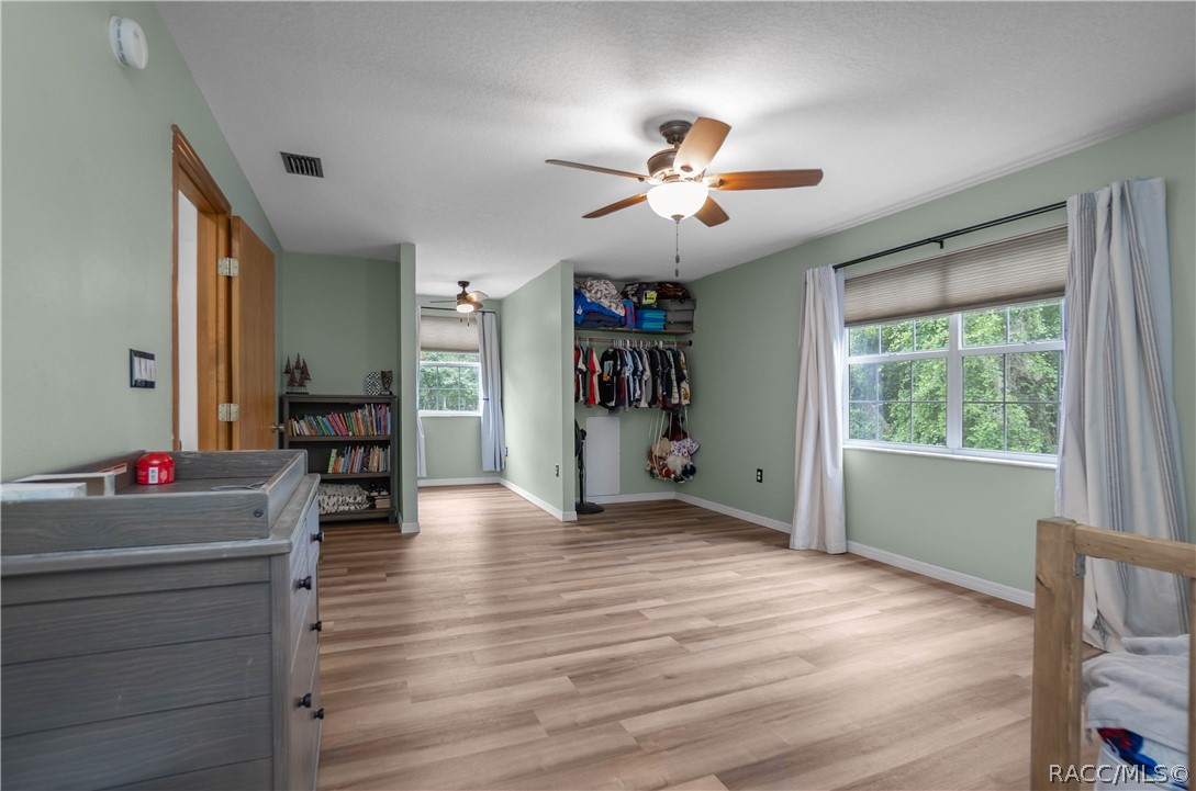 8853 E Henderson Trail