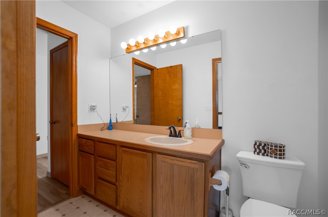 8853 E Henderson Trail