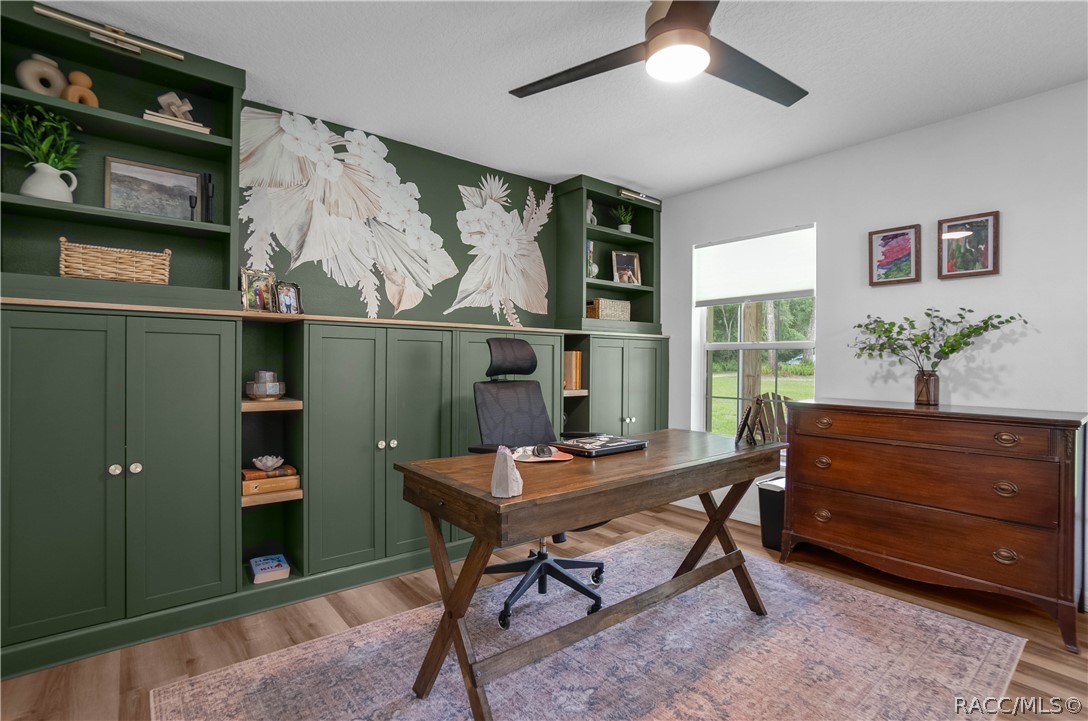 8853 E Henderson Trail