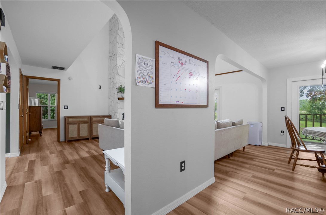 8853 E Henderson Trail