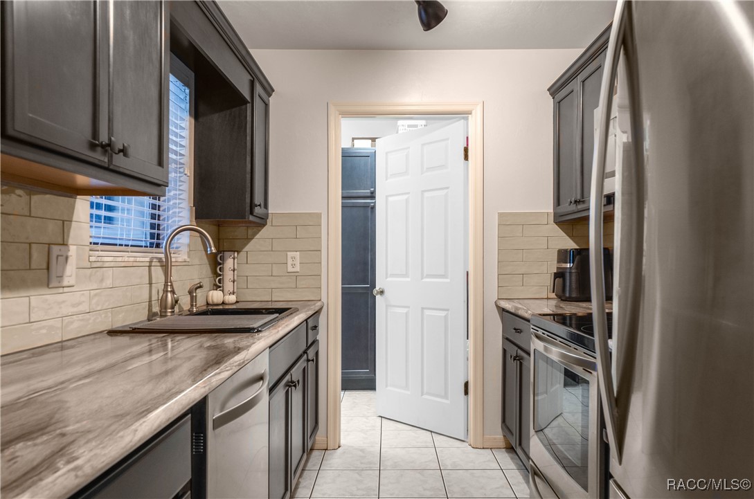 240 E Glassboro Court 4A