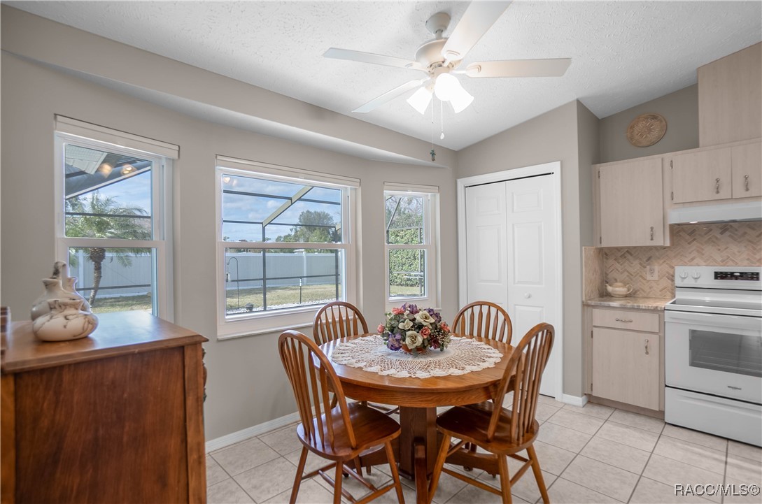 3216 S Franklin Terrace