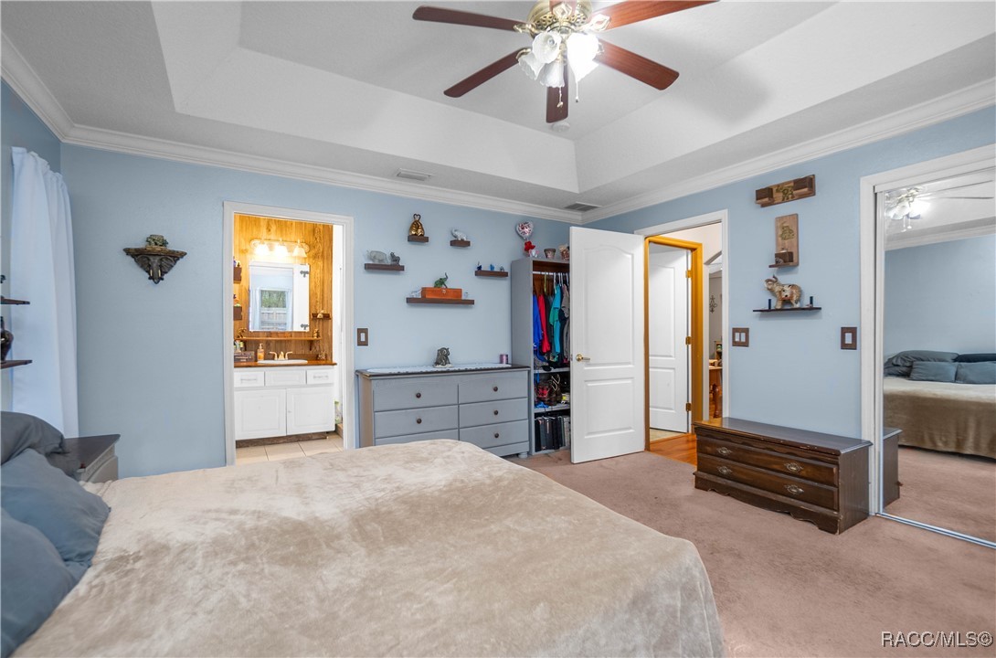 3384 E Murray Street