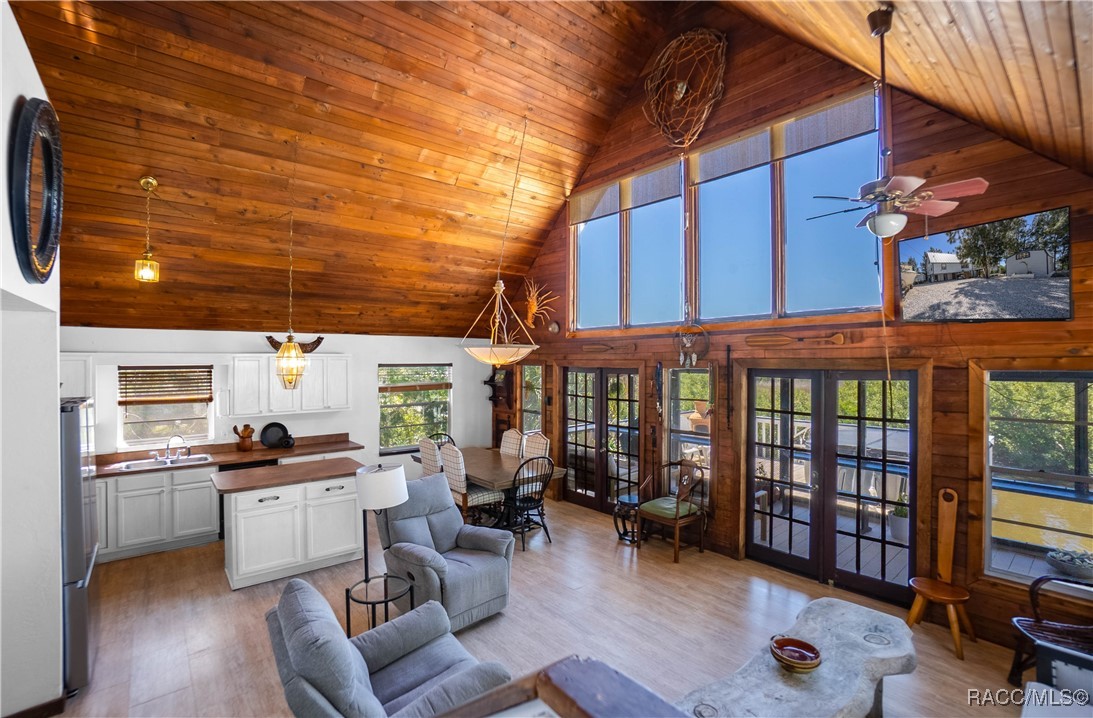 16490 SW Indiana Avenue