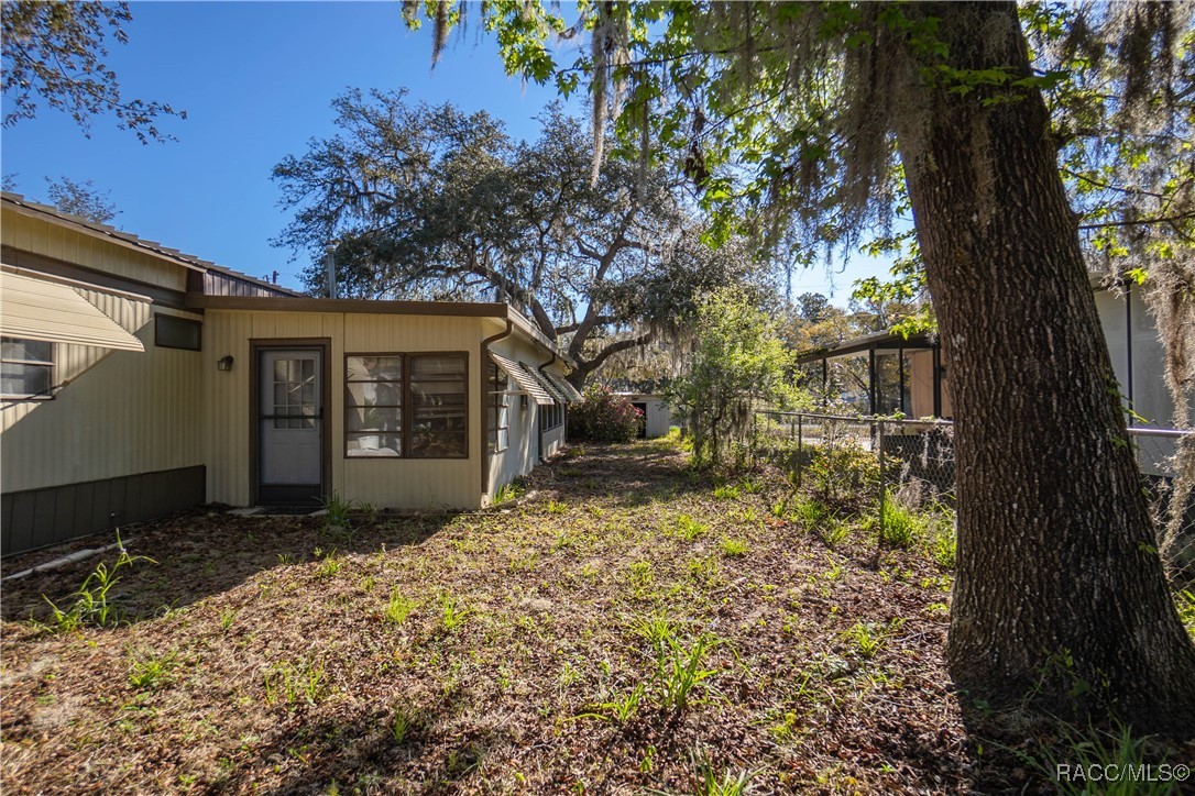 6076 N Speckled Perch Terrace