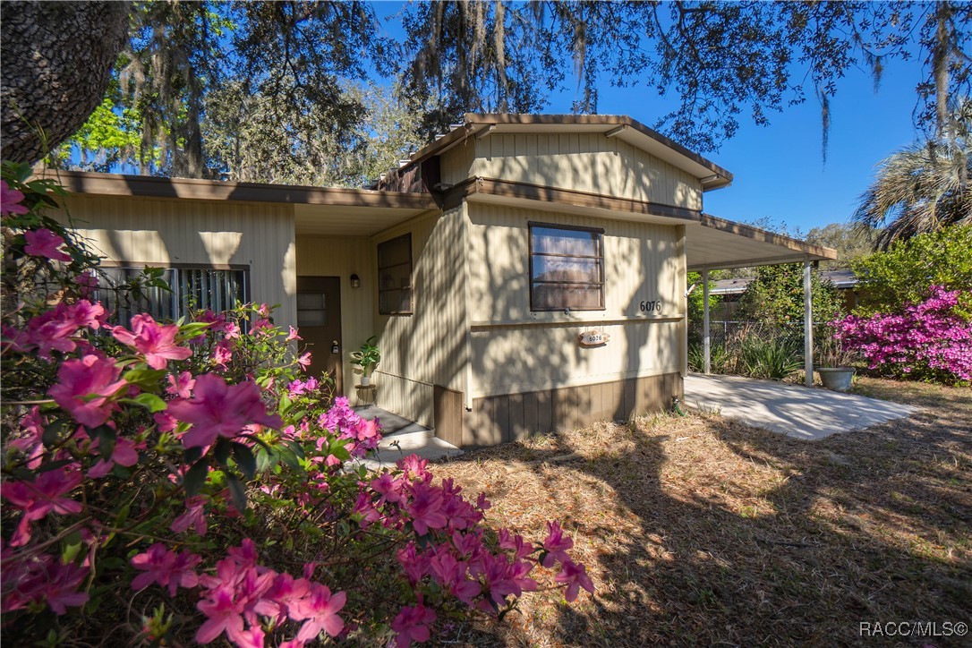 6076 N Speckled Perch Terrace