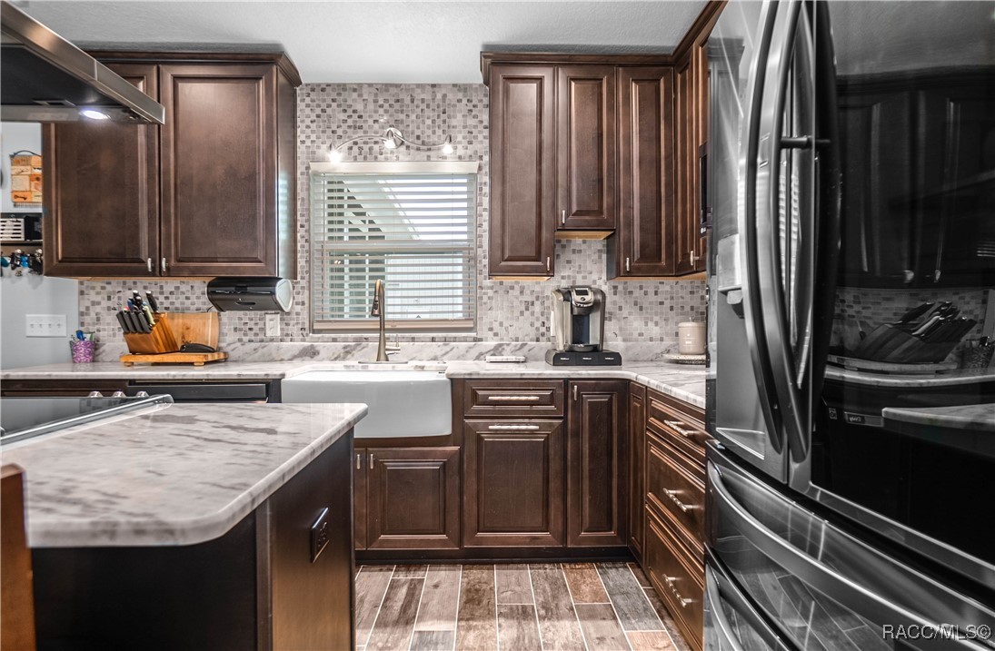 3956 S Fernpark Terrace