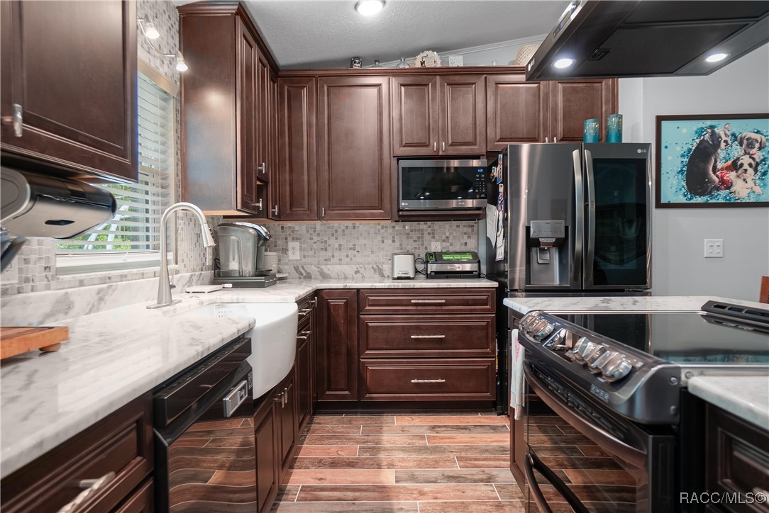 3956 S Fernpark Terrace