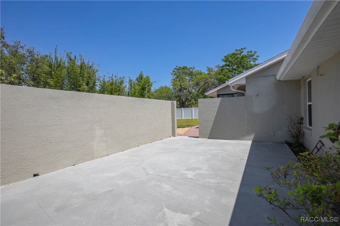 3495 E Foxwood Court