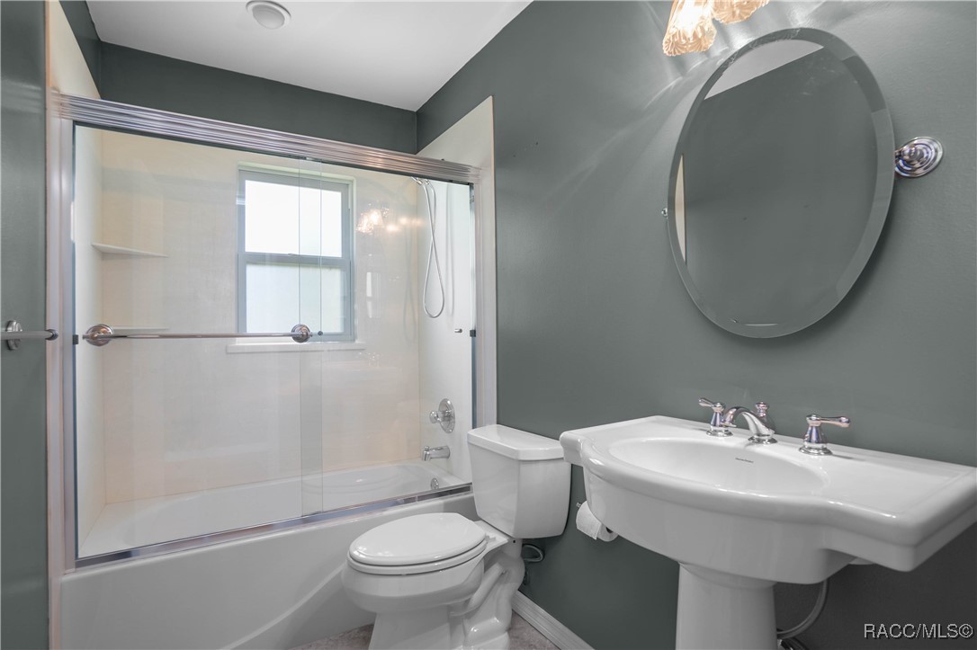 3495 E Foxwood Court