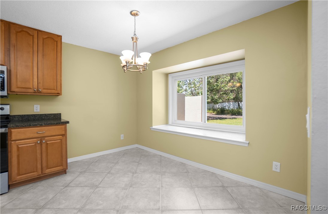 3495 E Foxwood Court