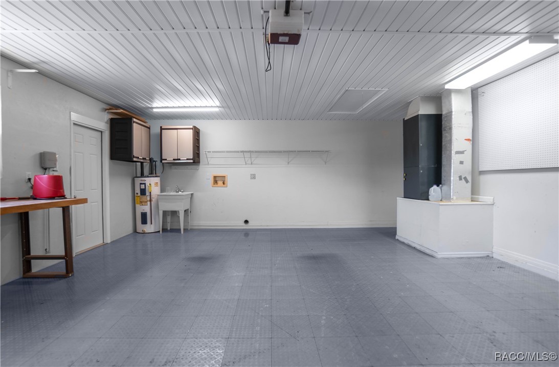 3495 E Foxwood Court