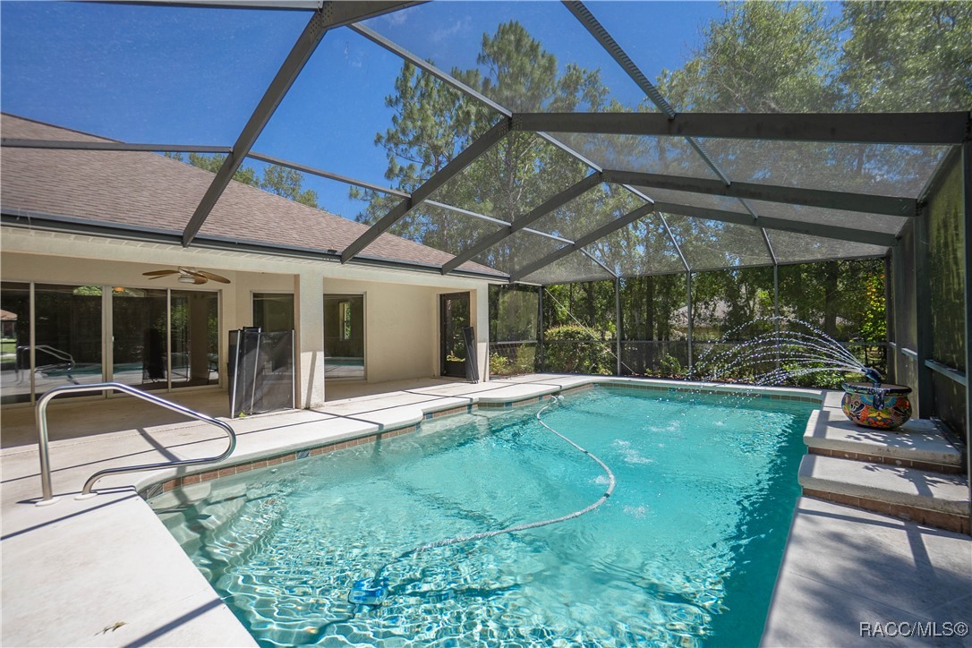 4581 N Rushmore Loop