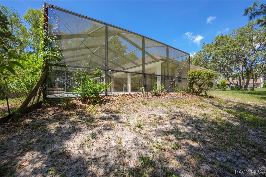 4581 N Rushmore Loop