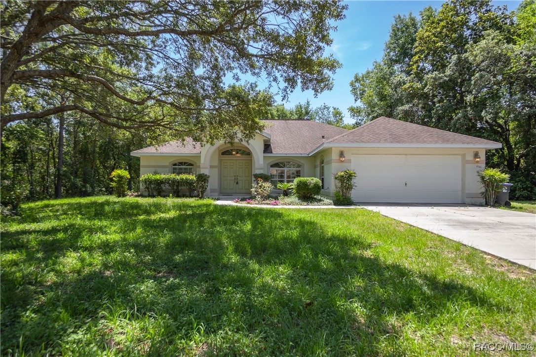 4581 N Rushmore Loop