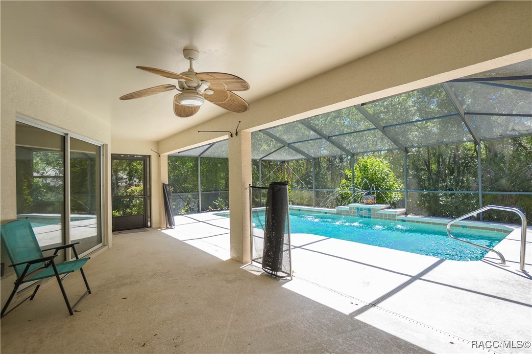 4581 N Rushmore Loop