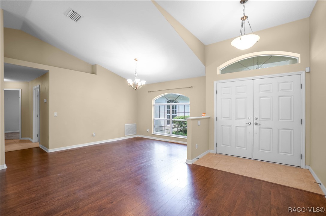 4581 N Rushmore Loop