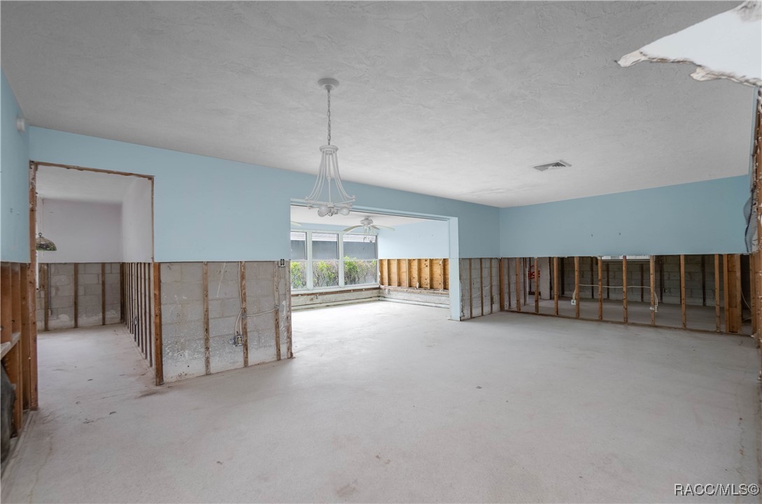 505 Capri Boulevard