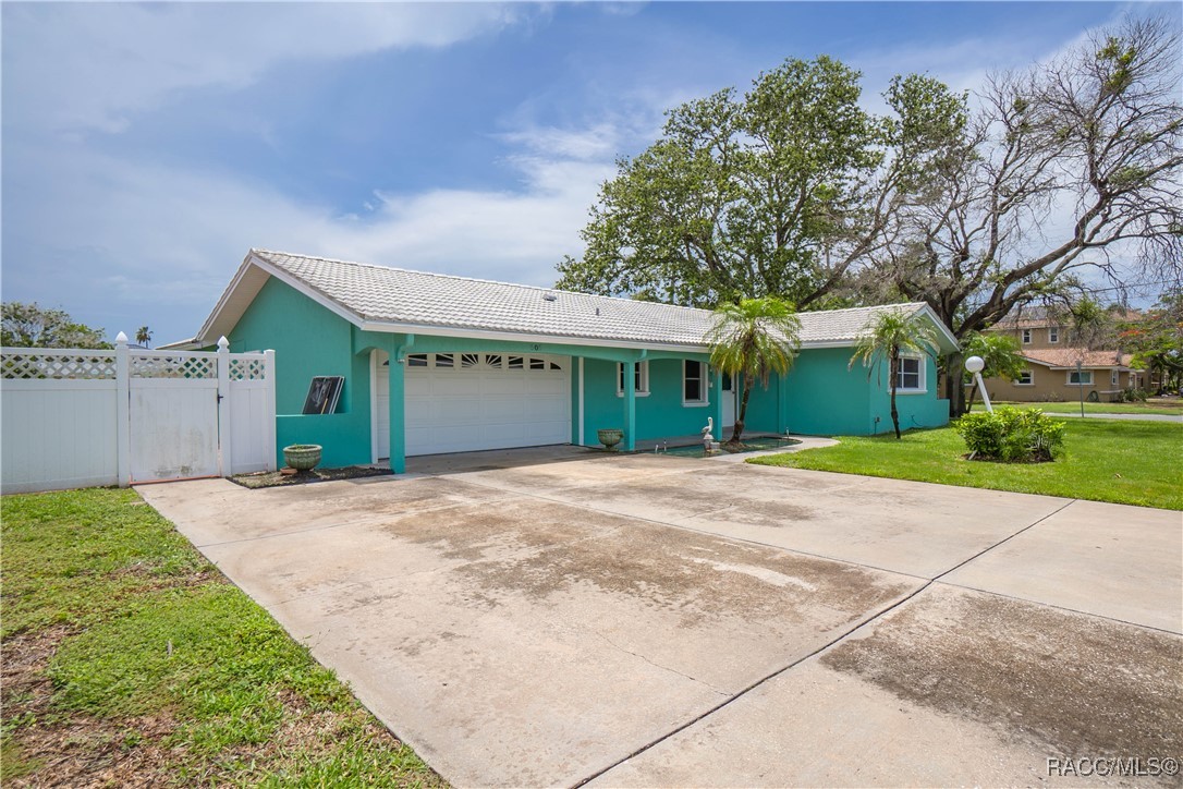505 Capri Boulevard