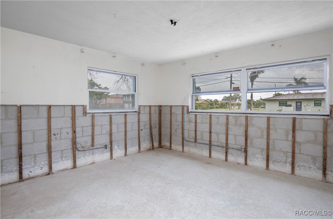 505 Capri Boulevard